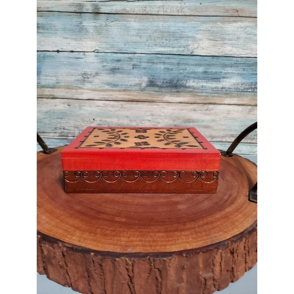 😎Vintage Polish Carved Wood Trinket Jewelry Box Red Floral‎ Embossed Lid